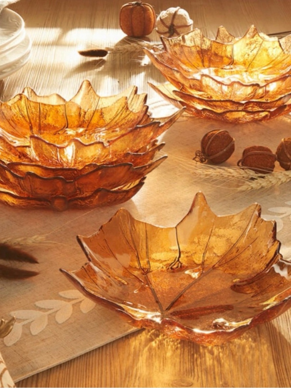 Princess House Glass Leaf Plates 4pc.